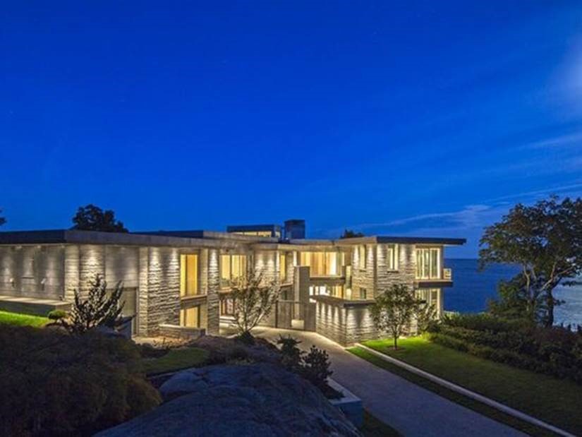 27 Smith's Point