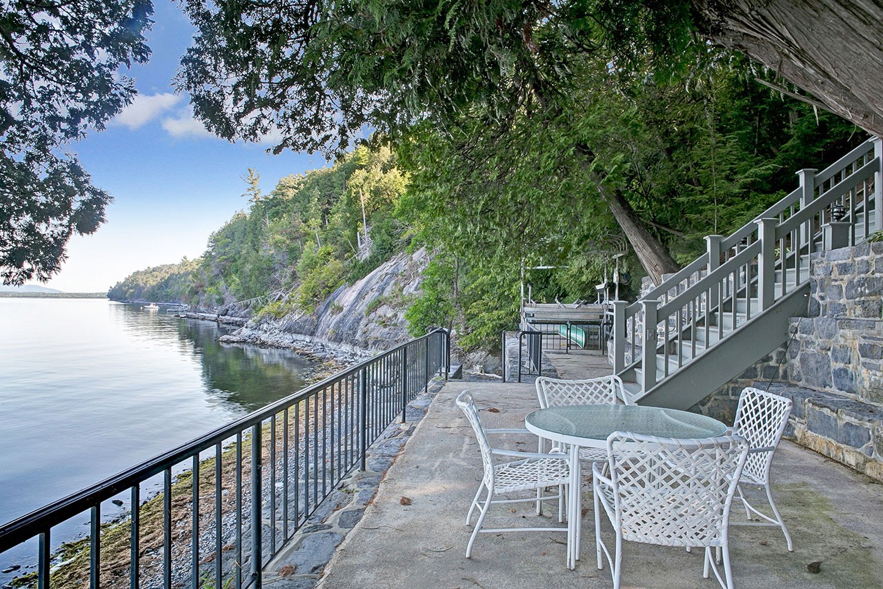 Lake Champlain: 1490 Arnold Bay Rd, Panton, VT
