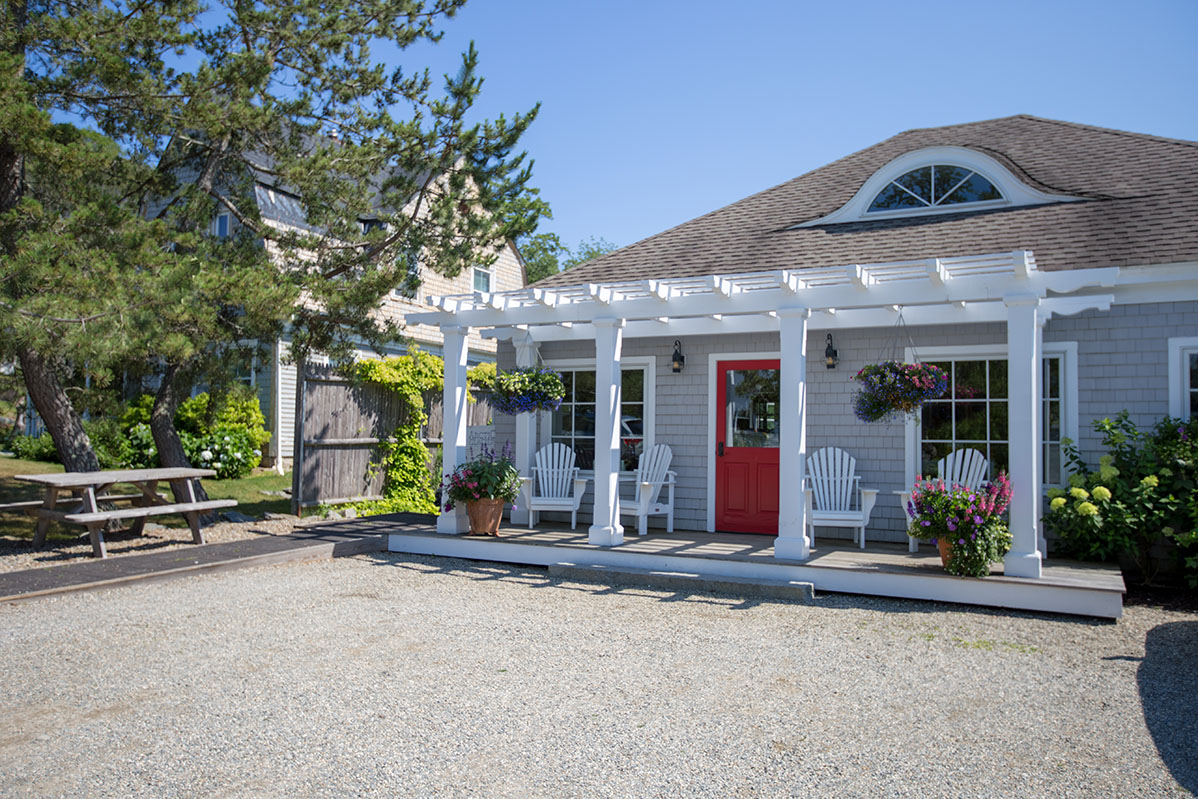 Island Grocery, Exterior Permaquid Peninsula, Island Grocery