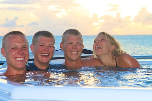 Hot tub is a treat Mussel Point Oceanfront Hot tub