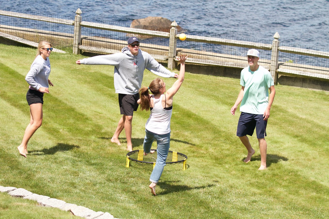 game of spikeball Mussel Point Oceanfront spike ball