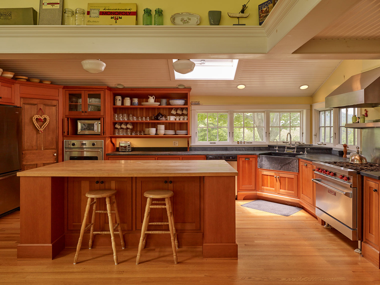 a Steve Weatherhead-designed kitchen Hammond Hill Farm, ME1393_17