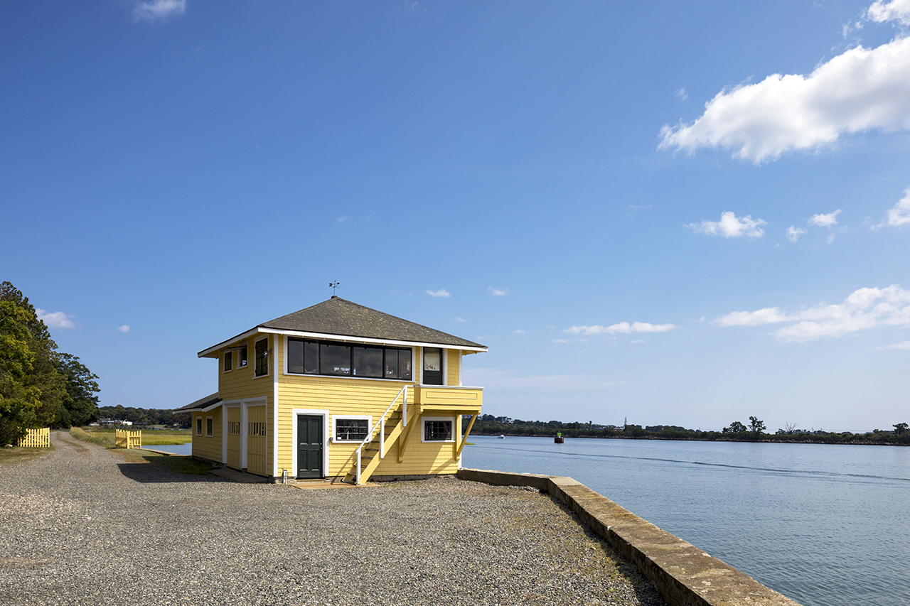 Luxury Home - outbldg