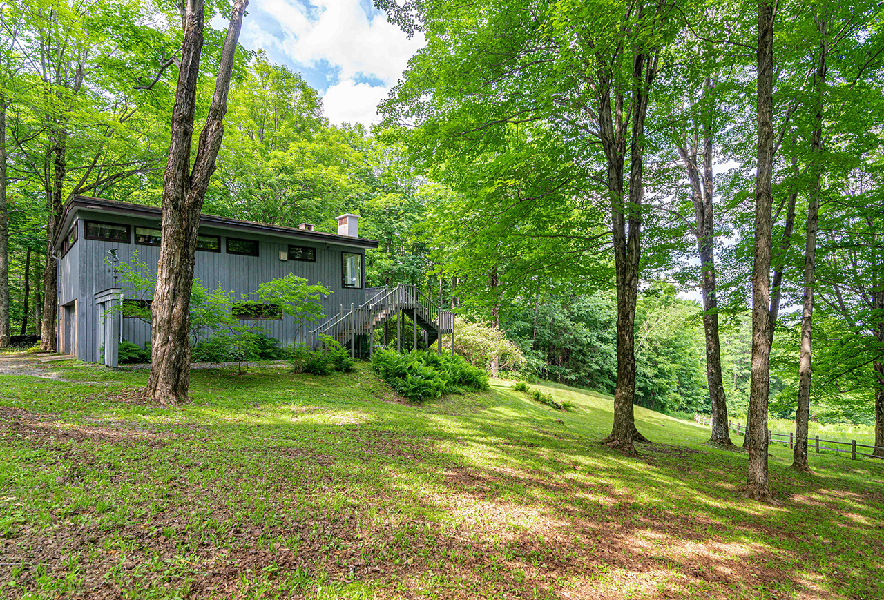 Views For sale by Story Jenks, Dia Jenks and Ruth Kennedy Sudduth