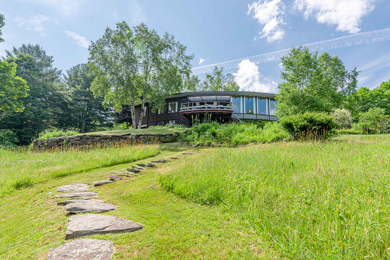Views For sale by Story Jenks, Dia Jenks and Ruth Kennedy Sudduth