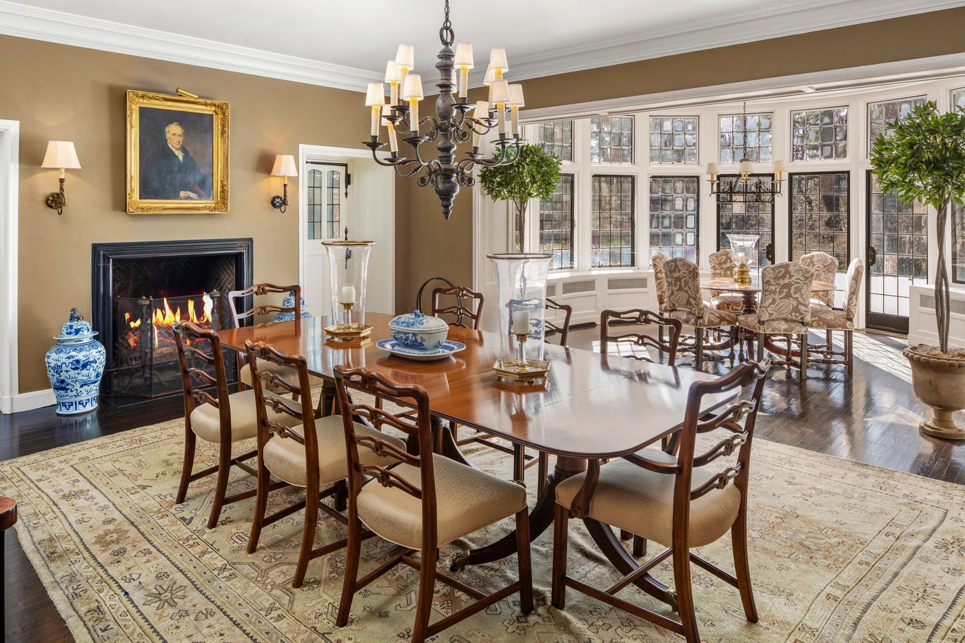 Country house - dining room