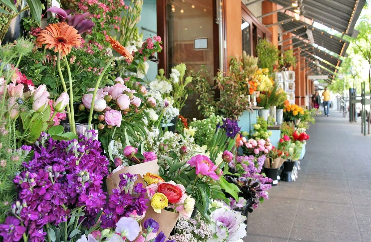 Rockridge Marketplace