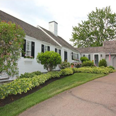 64 County Road - Front