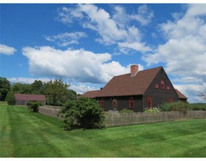 401 Huckle Hill Rd, Bernardston, Massachusetts