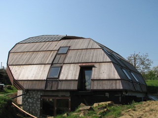 north-eastern view of the solar house Heliodome