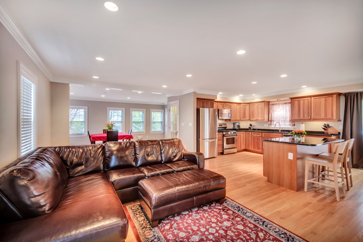 30 Grandview Ave, True North Realty
