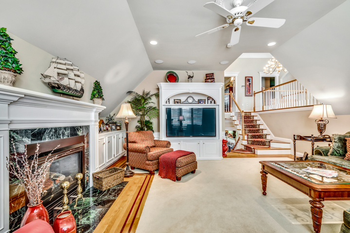 Familyroom at Andover Country Club Townhouse 