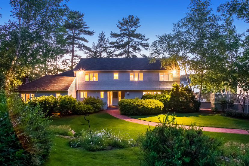 58 Eaglmere Road listed by Nicole Watkins sparkles a t twilight.