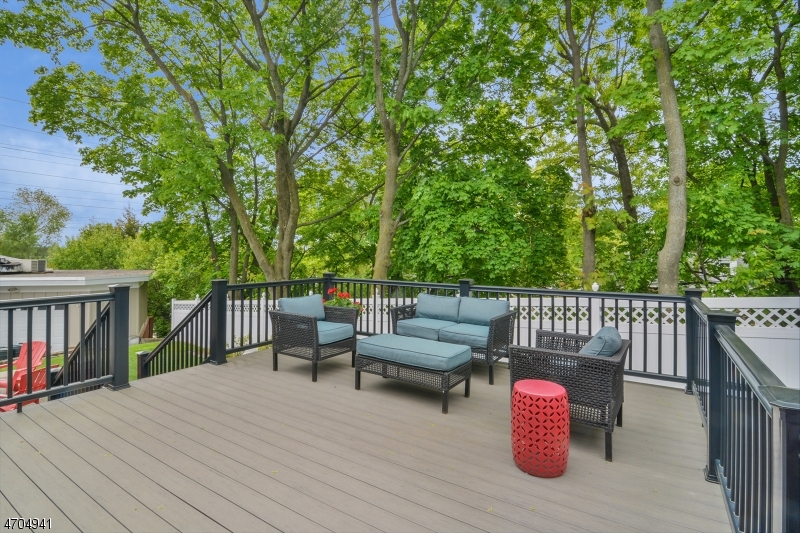 4 Hickory Rd Nutley - deck