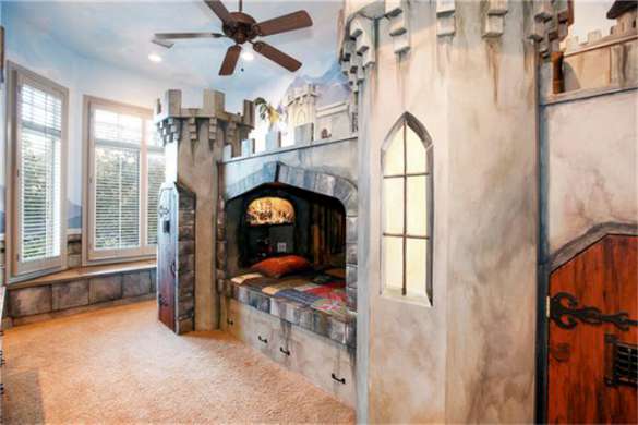 5-King-of-the-Castle-Child-Bedroom-Experience1