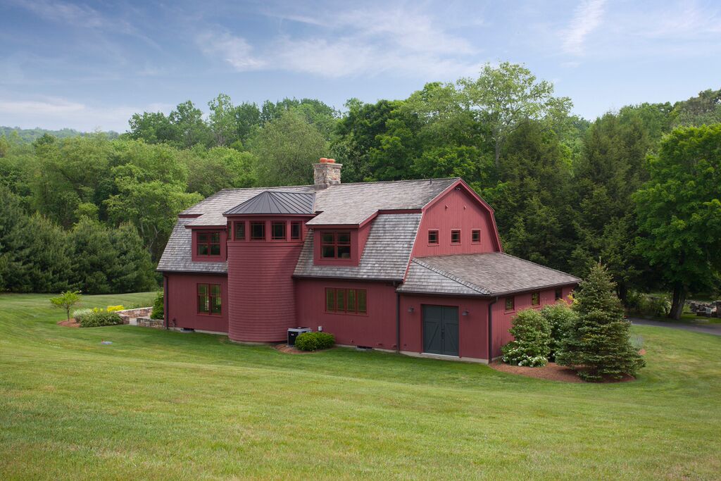 Uber Chic Barn