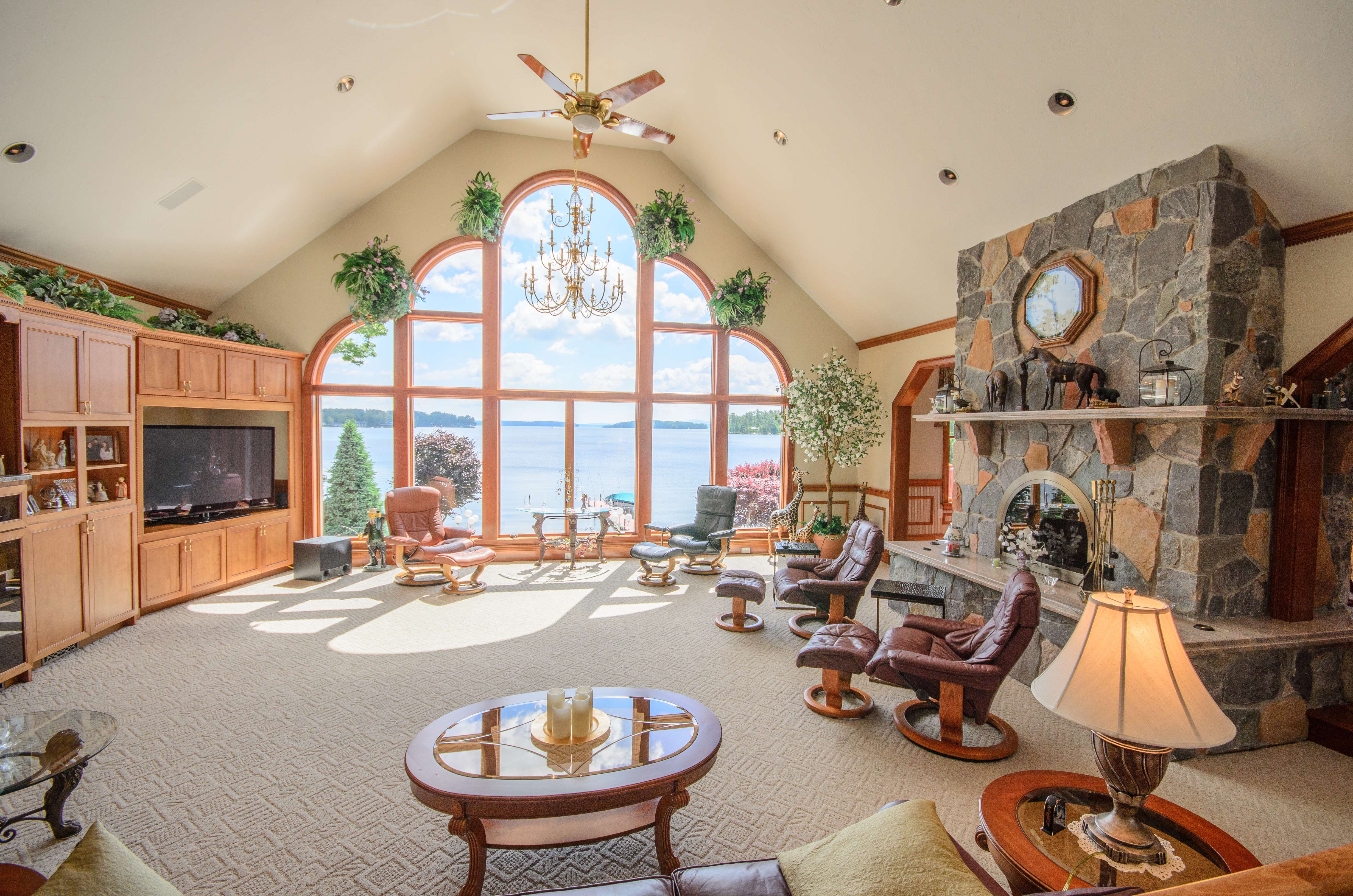 Lake Winnipesaukee luxury governors island home 