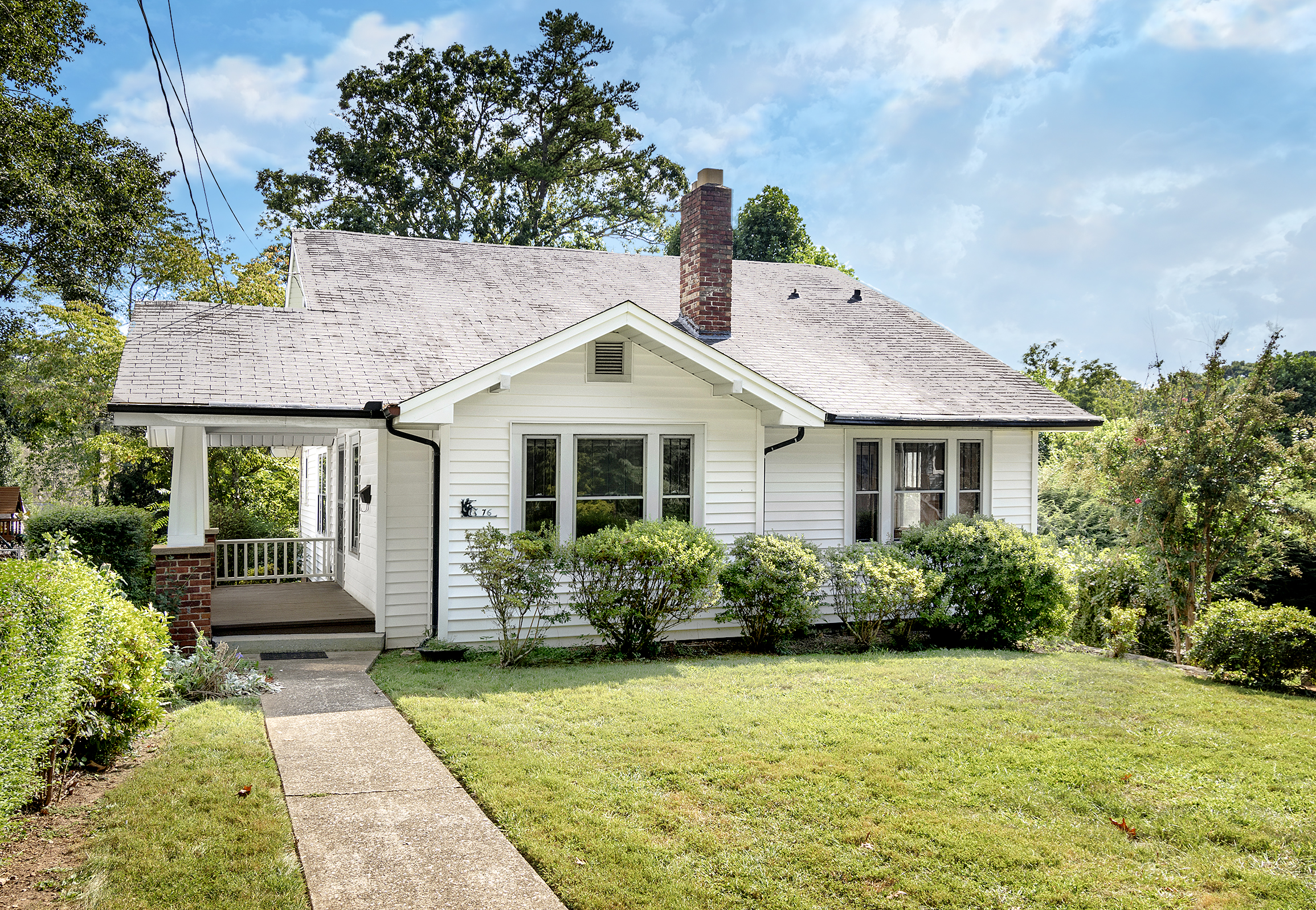 Asheville S Oakley Mixes Laid Back Living With Close Conveniences