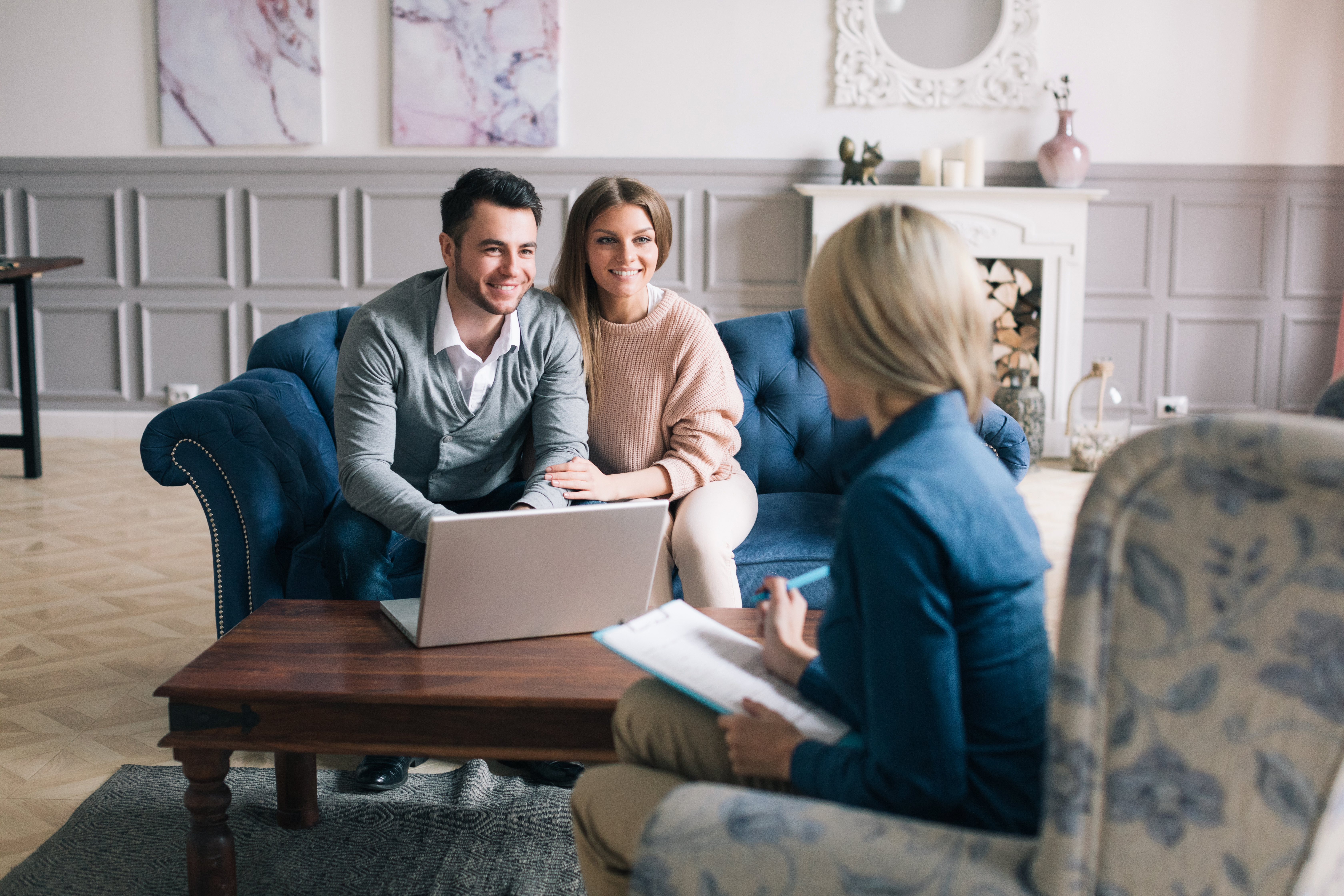 Buyers agent meeting with clients