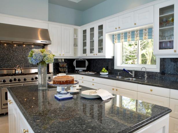 Oversized Kitchen Island with Plenty of Space Oversized Kitchen Island with Plenty of Space