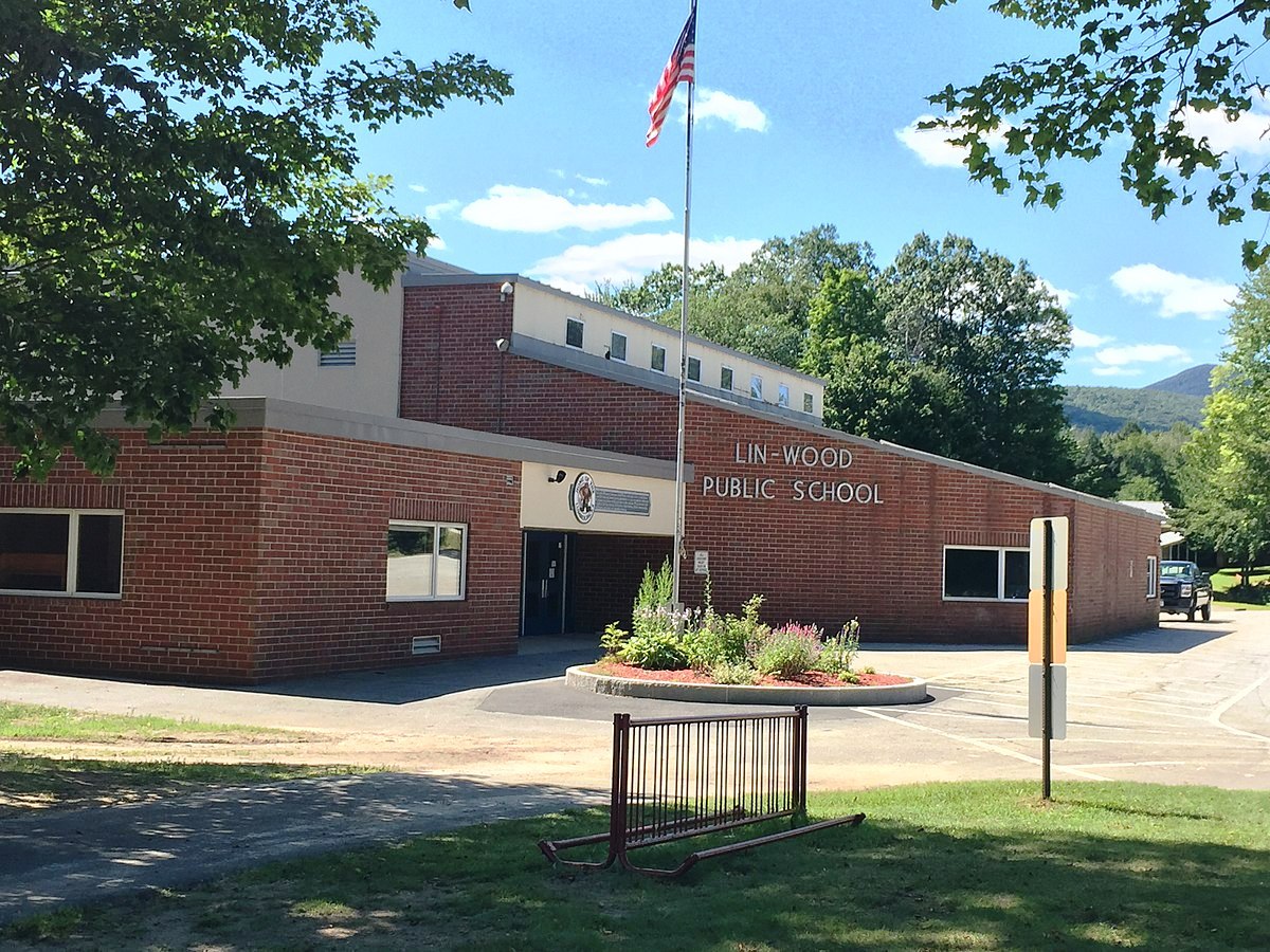 Lin-Wood Public School, Lincoln, NH 03251