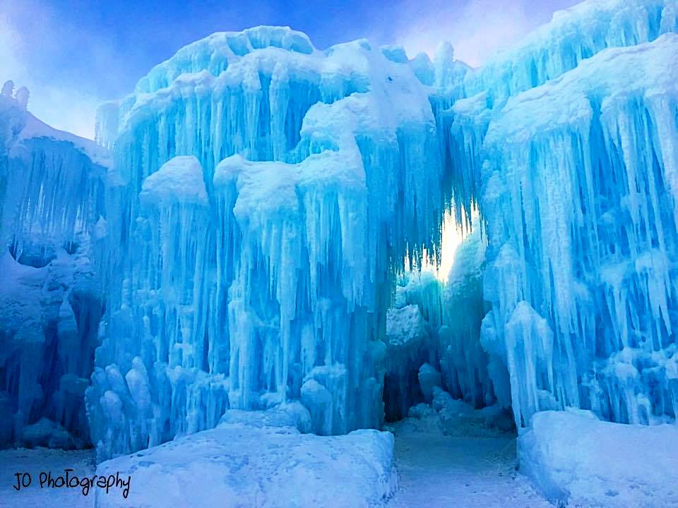 Ice Castles, North Woostock, NH