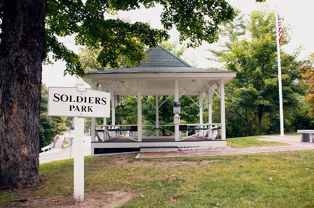 Woodstock, NH 03262