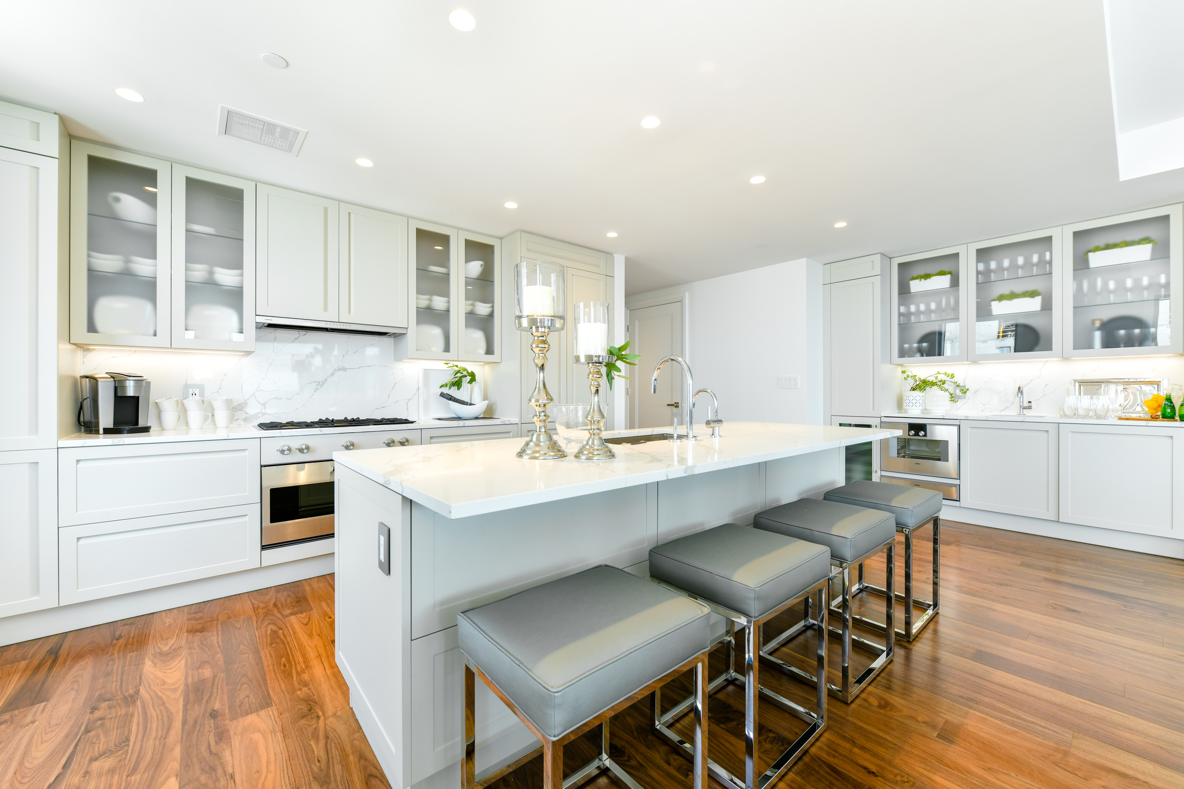 Kitchen with Island