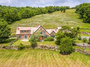 Contemporary Home in the Upper Valley