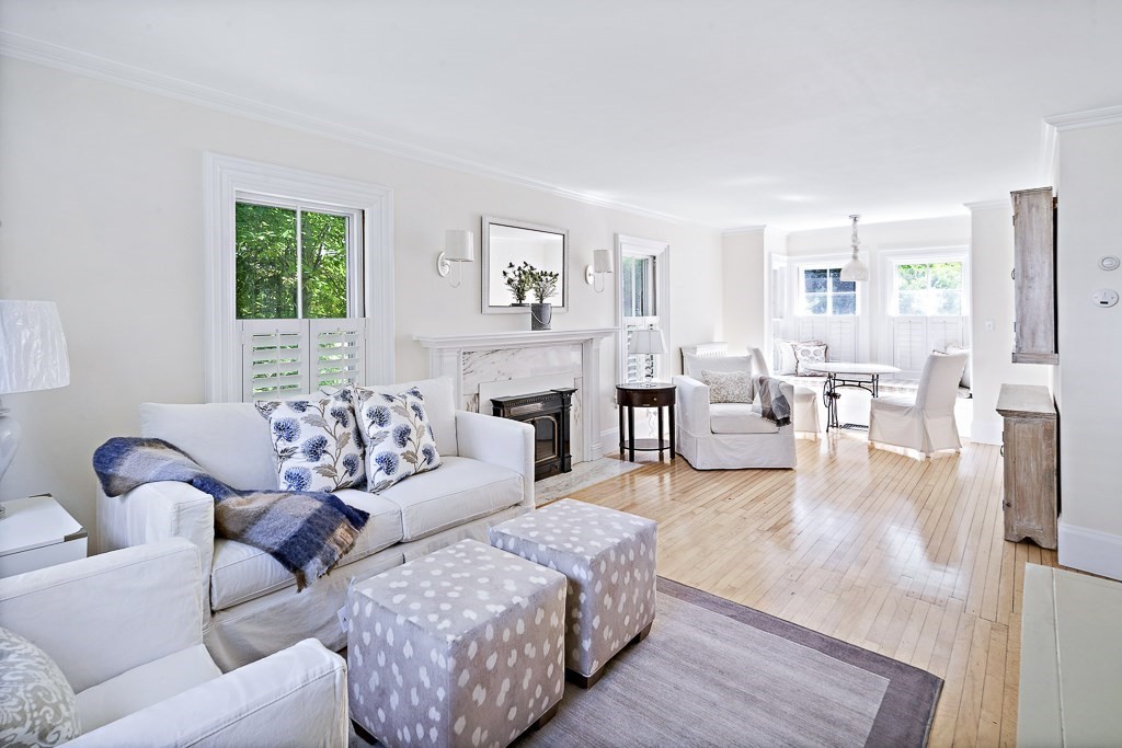 65 Crest Road, Wellesley, MA