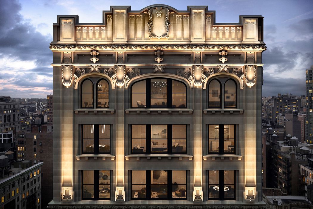 Jeff Bezos new york compound