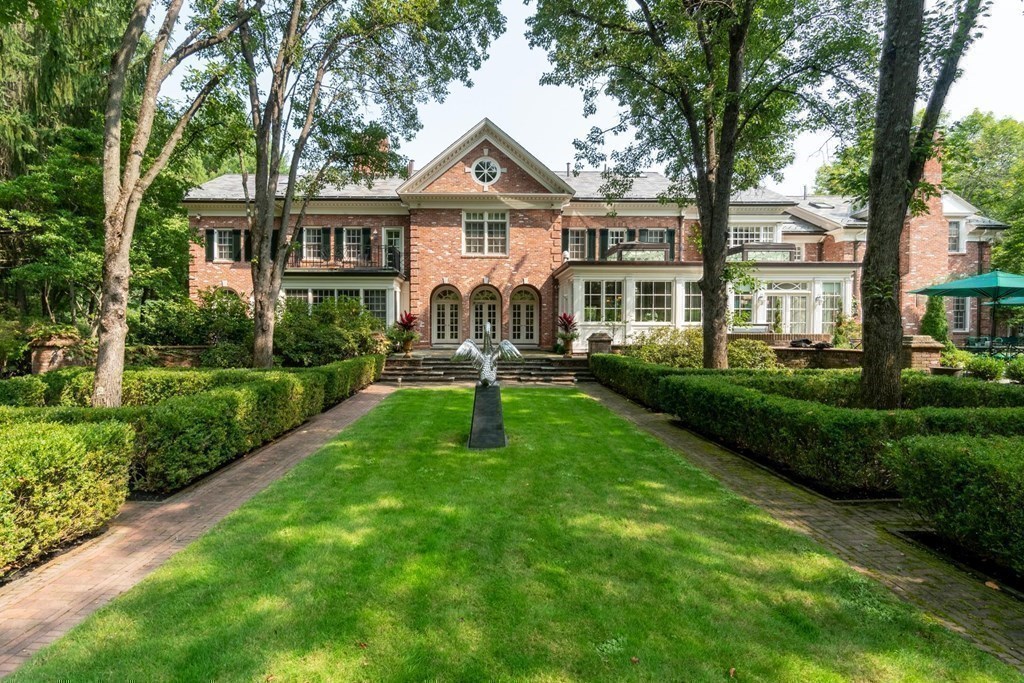 200 Pond Road, Wellesley, MA