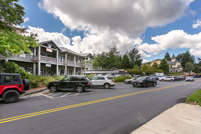 Silver Creek exterior office photo