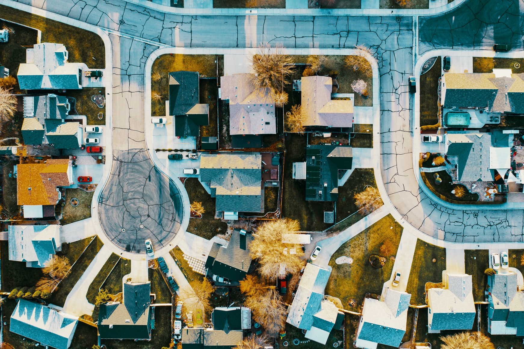 Pros and Cons of Homeowner's Associations