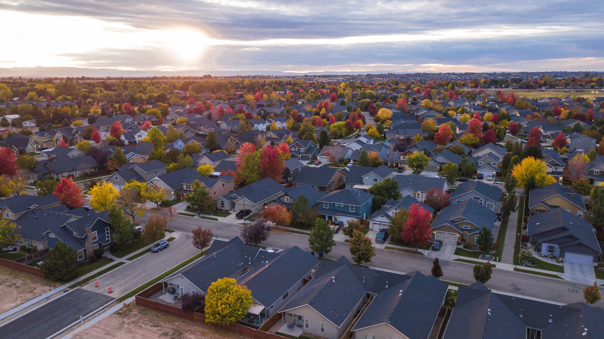Pros and Cons of Homeowner's Associations