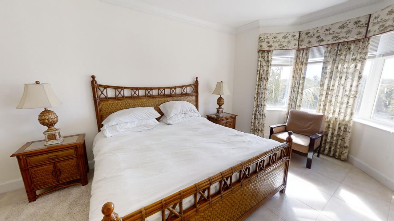 Large Guest Bedroom