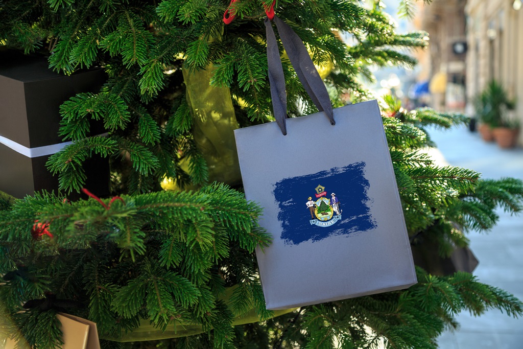 5 Maine-Made Holiday Gifts to Send Your Friends and Family