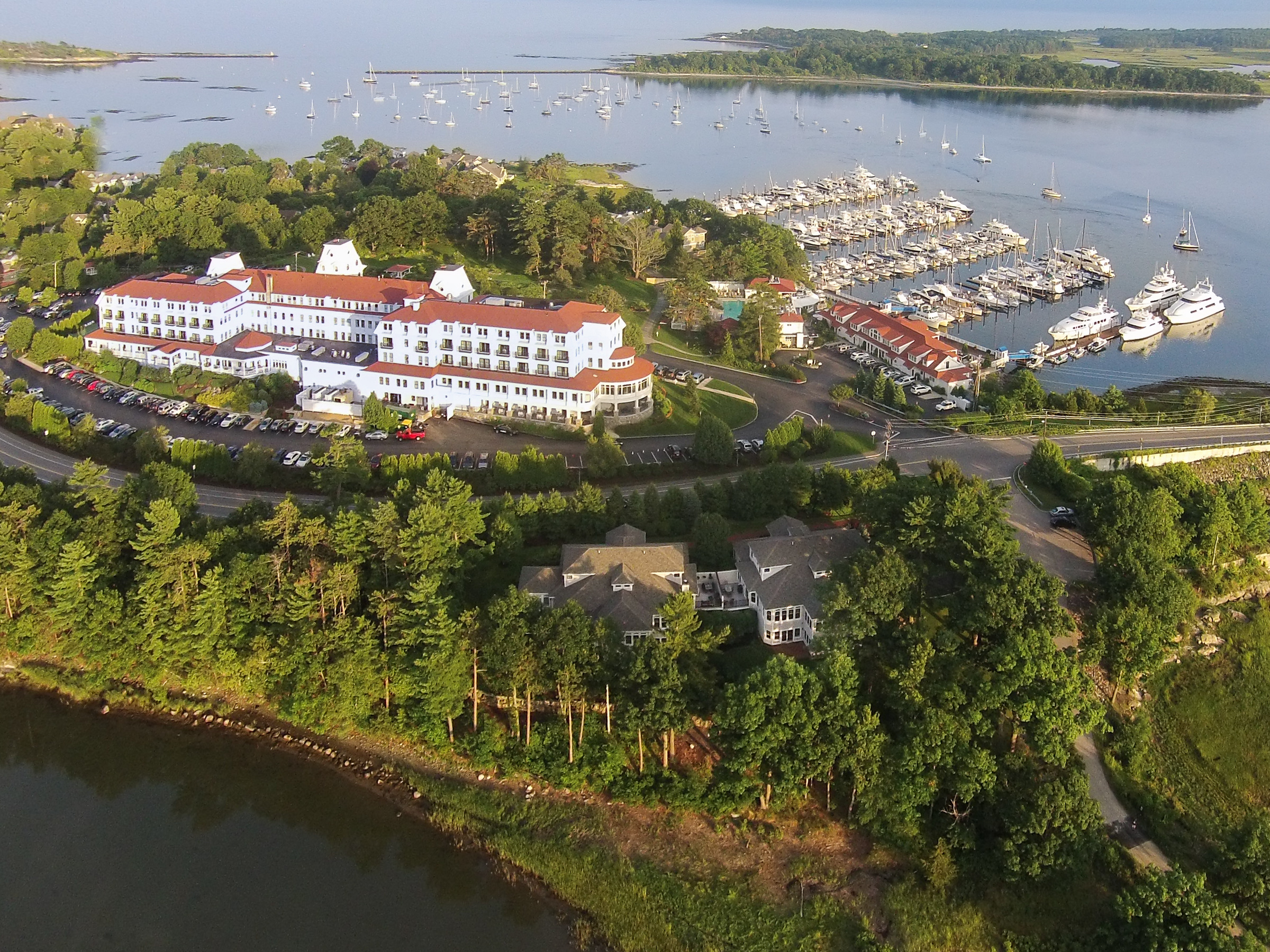 LIVE Wentworth by the sea