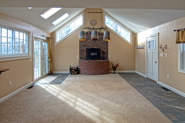 17 Newfields Road Recreation Room