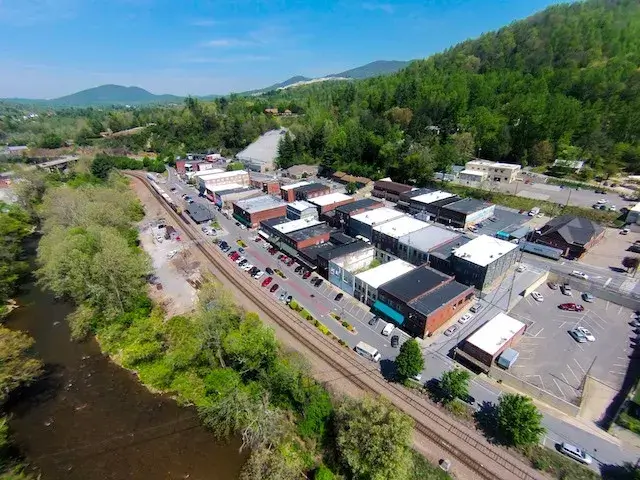 Spruce Pine view
