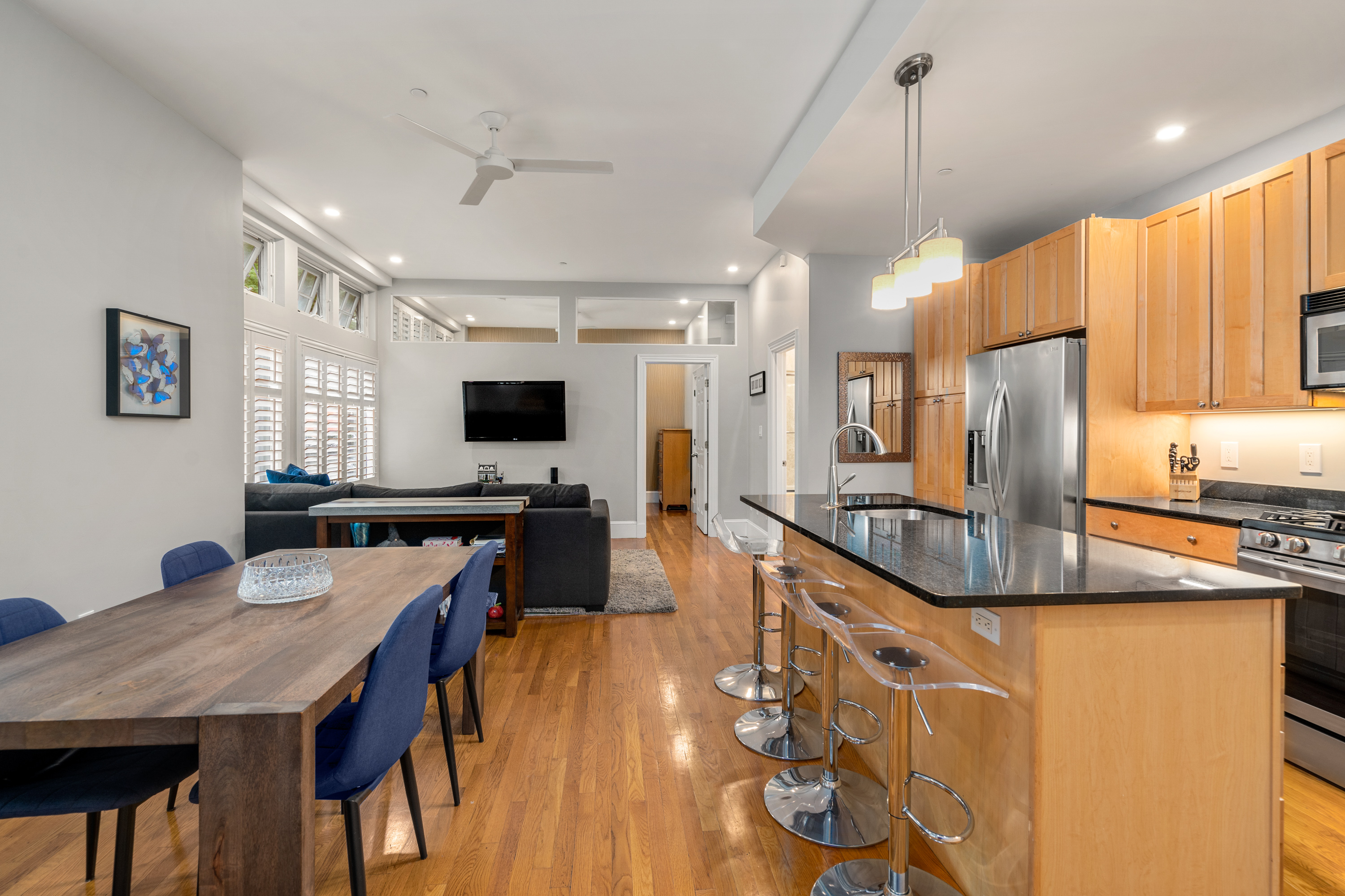 486 Shawmut Ave Unit 2, Boston, MA 02118