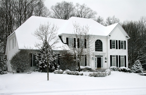 Colonial Style Home in the Winter