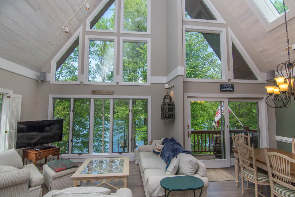 Lining room interior view