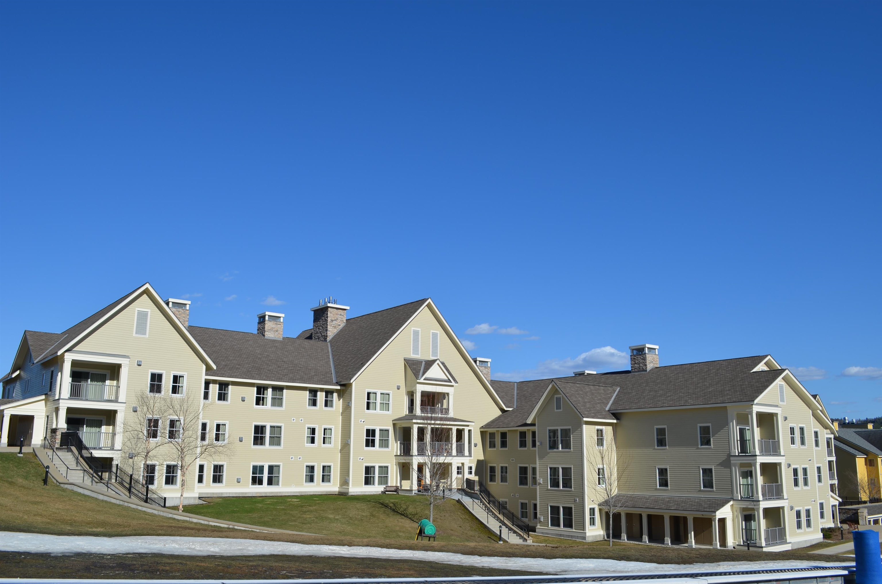 Adams House Condominiums 827/829 - exterior