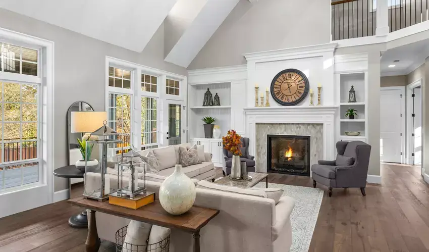 Living area of luxury single family home