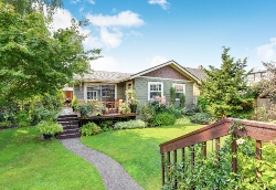 Vermont Home with a Guest House in Backyard