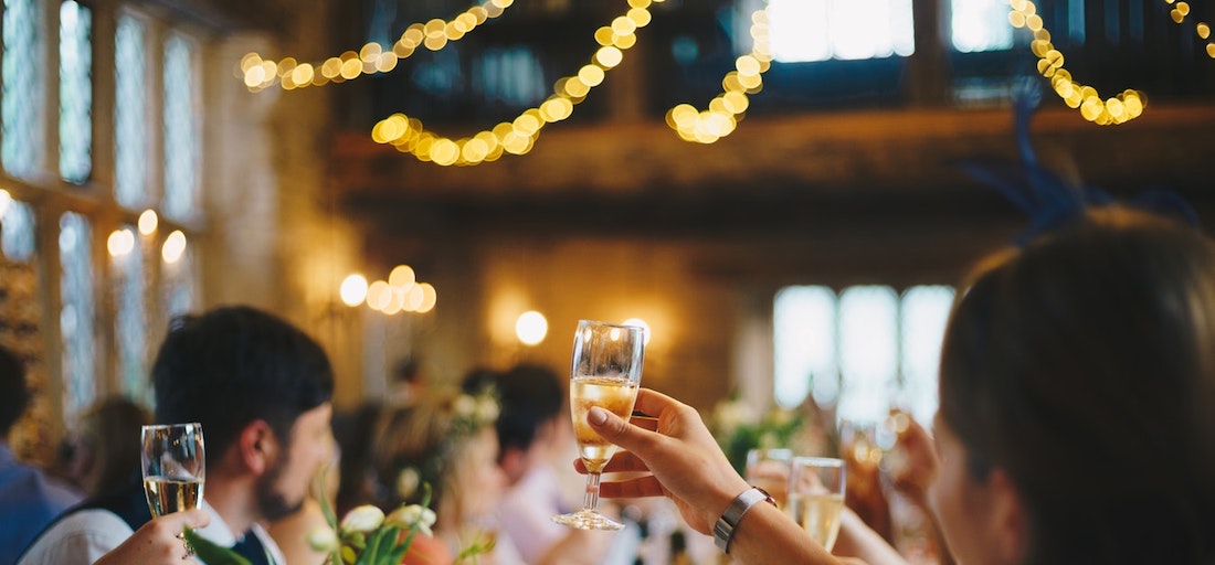 Easy Two-Step Holiday Party Decorations