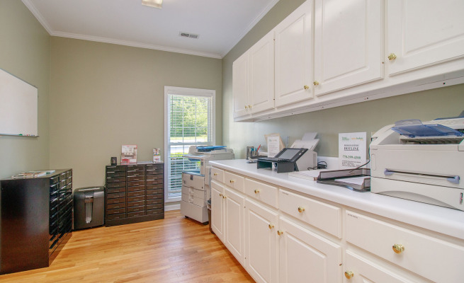 interior office photo