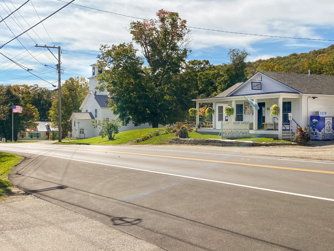 Community Guide CENTURY 21 Farm & Forest