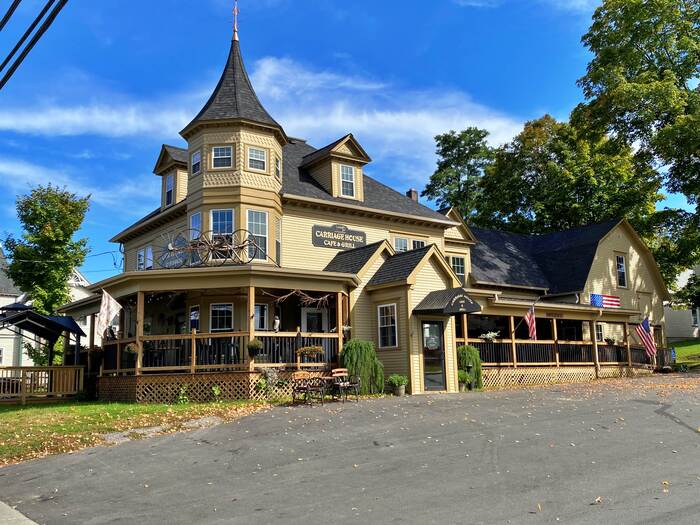 Community Guide CENTURY 21 Farm & Forest